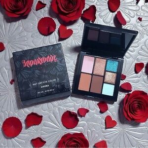 🌹 Reina Rebelde Wet Dry Eyeshadow Palette | Sirena